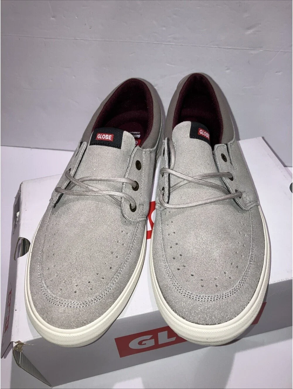Globe Attic Skateboard Shoes  Warm Grey/ Antique Men’s Size 8 NEW